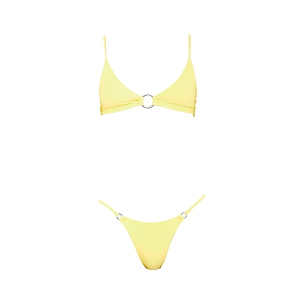 NWT Bamba Swim Bikini 🍋
1x RINGLEADER bottoms lemon L
1x RINGLEADER top lemon M - Picture 5 of 8